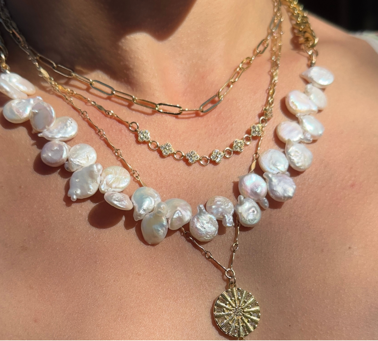 PEARL PETALS & CURB NECKLACE (LIMITED-EDITION)