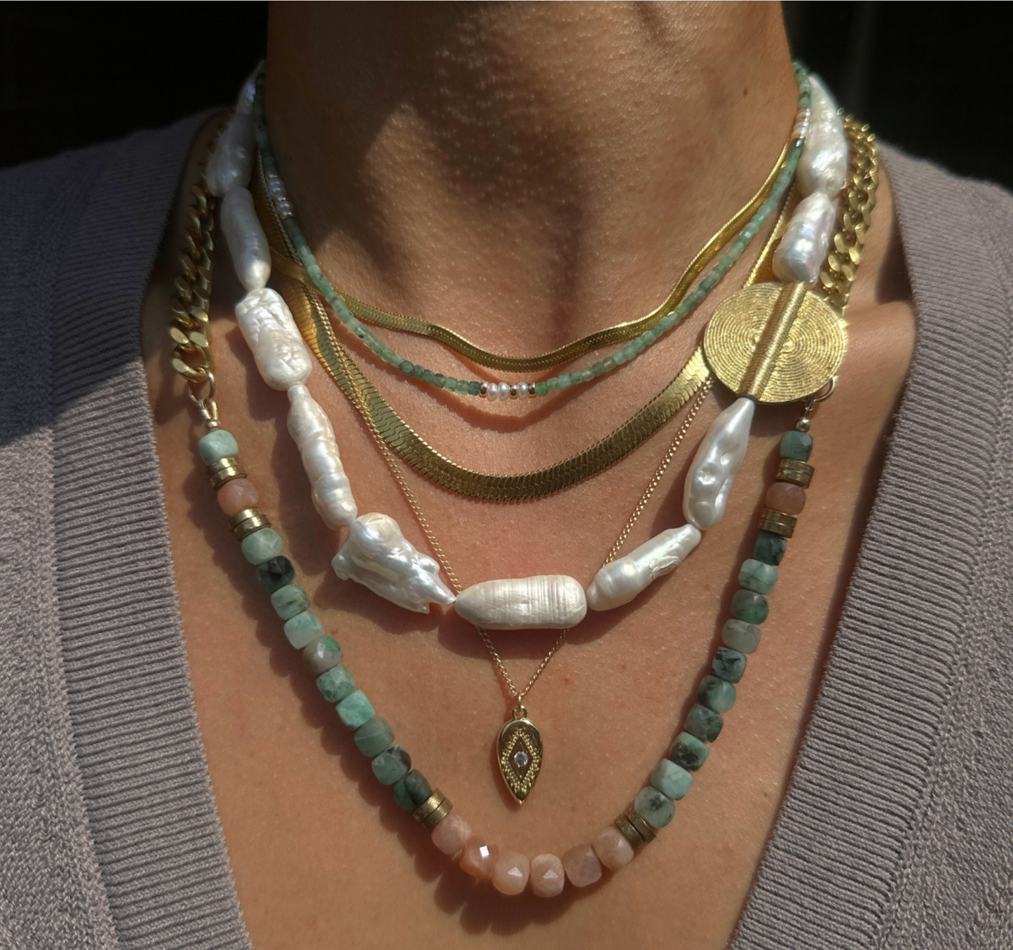 MINI BEADED EMERALD & PEARL NECKLACE