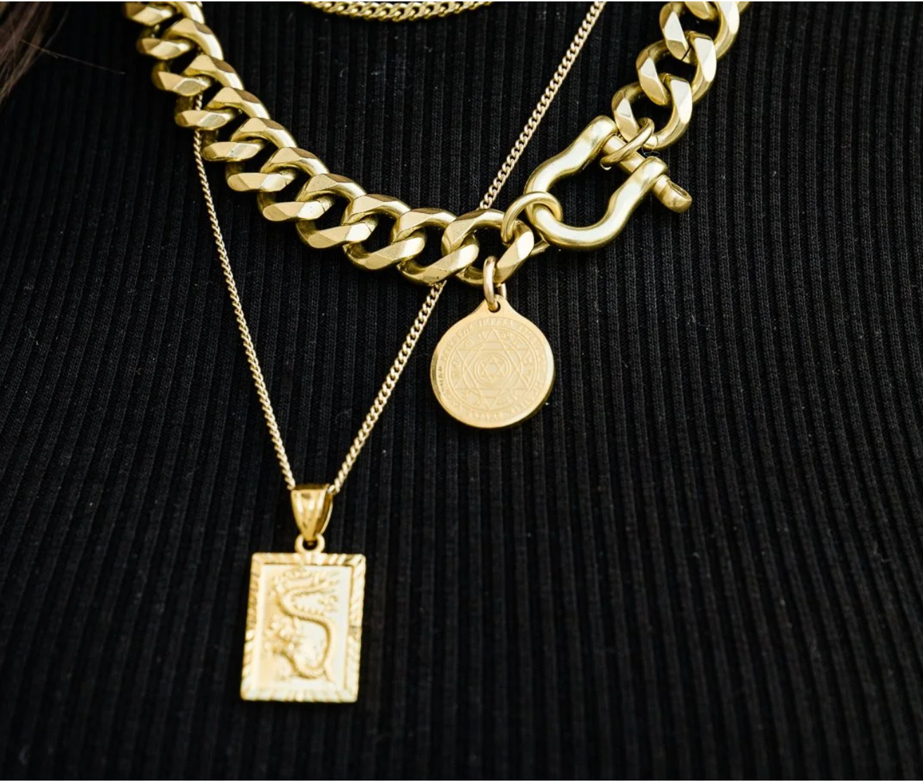 SHACKLE: CLASSIC & ALL KNOWING NECKLACE