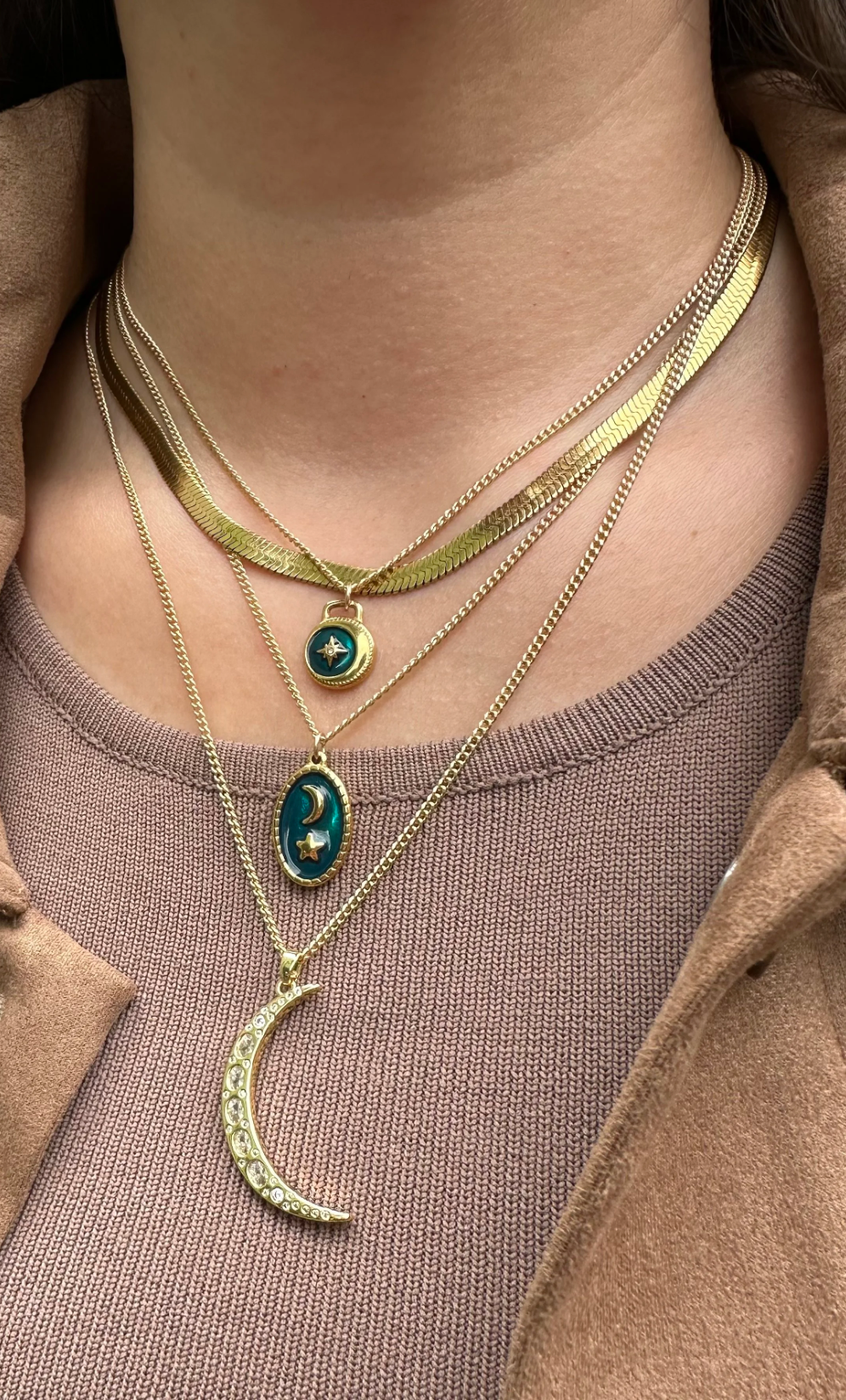 CRYSTAL CRESCENT MOON NECKLACE