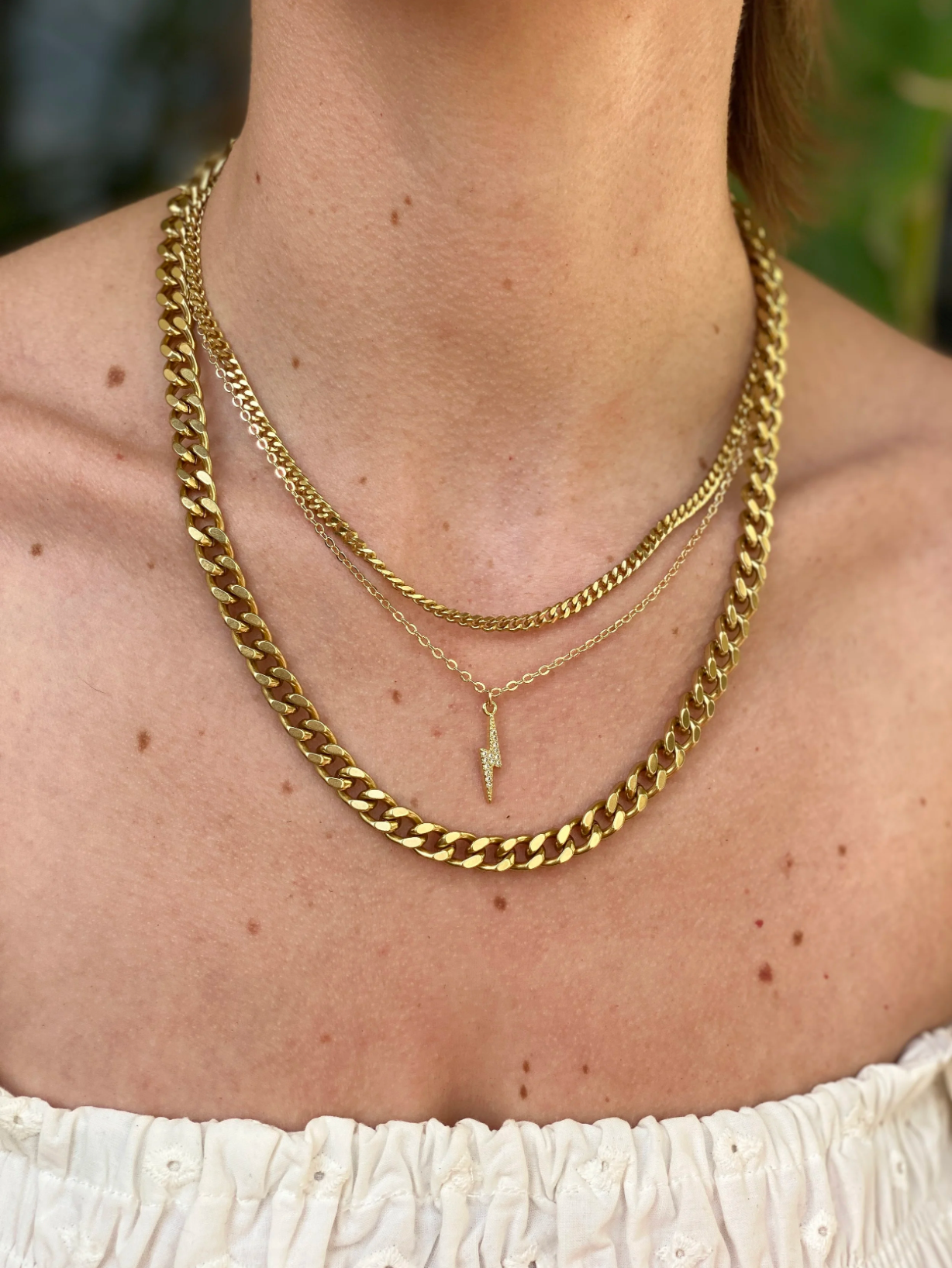 PAVÉ LIGHTNING BOLT NECKLACE