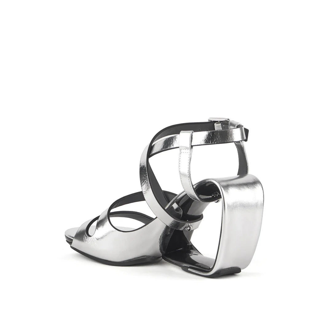 Mobius Sia Hi